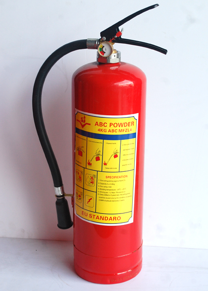 Khi sử dụng bình chữa cháy MFZ8, người dùng cần tuân thủ những quy định an toàn gì?
